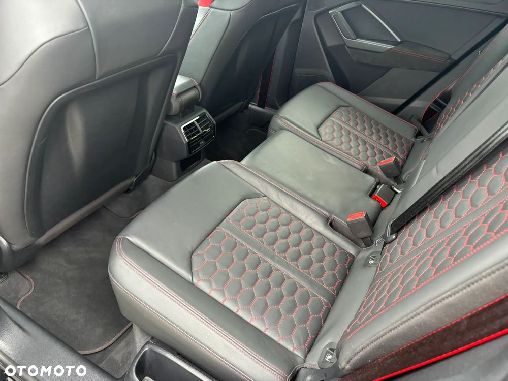Audi RS Q3 2.5 TFSI quattro S tronic - 25