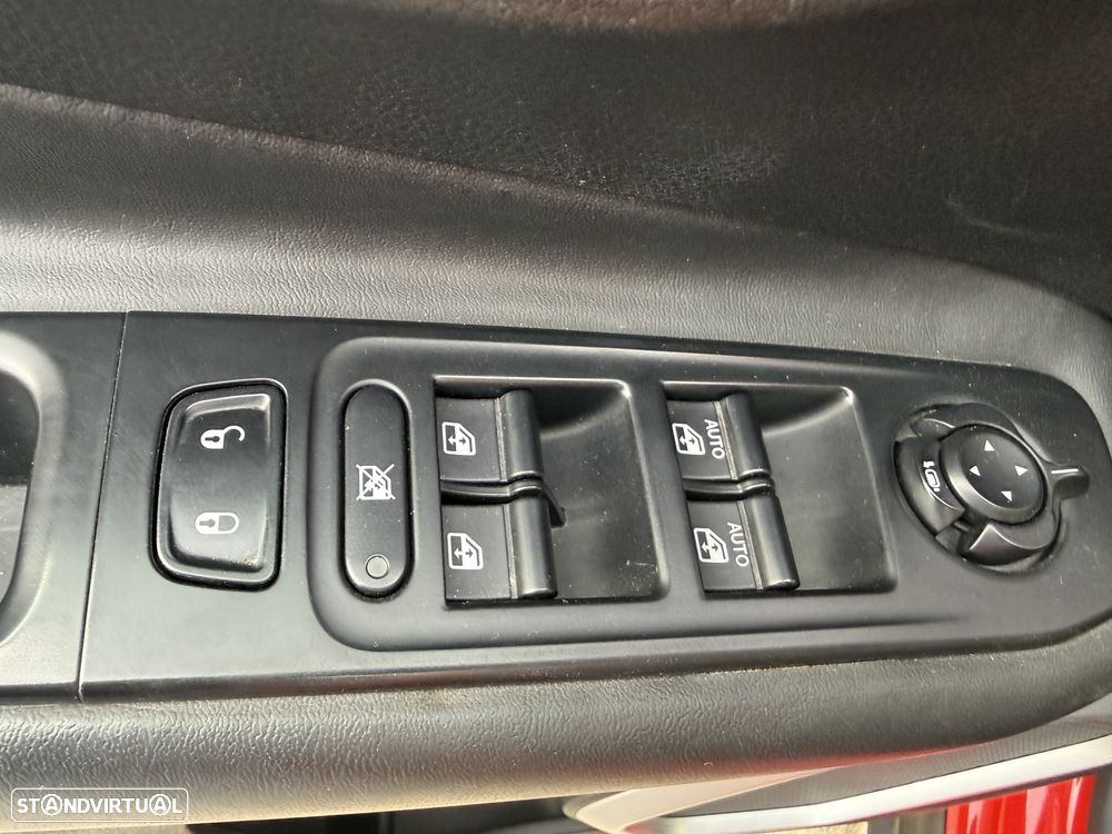 Jeep Renegade 1.4 MultiAir Limited - 35