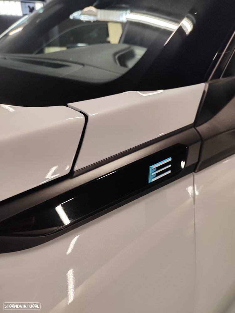 Peugeot e-2008 50 kWh GT - 25