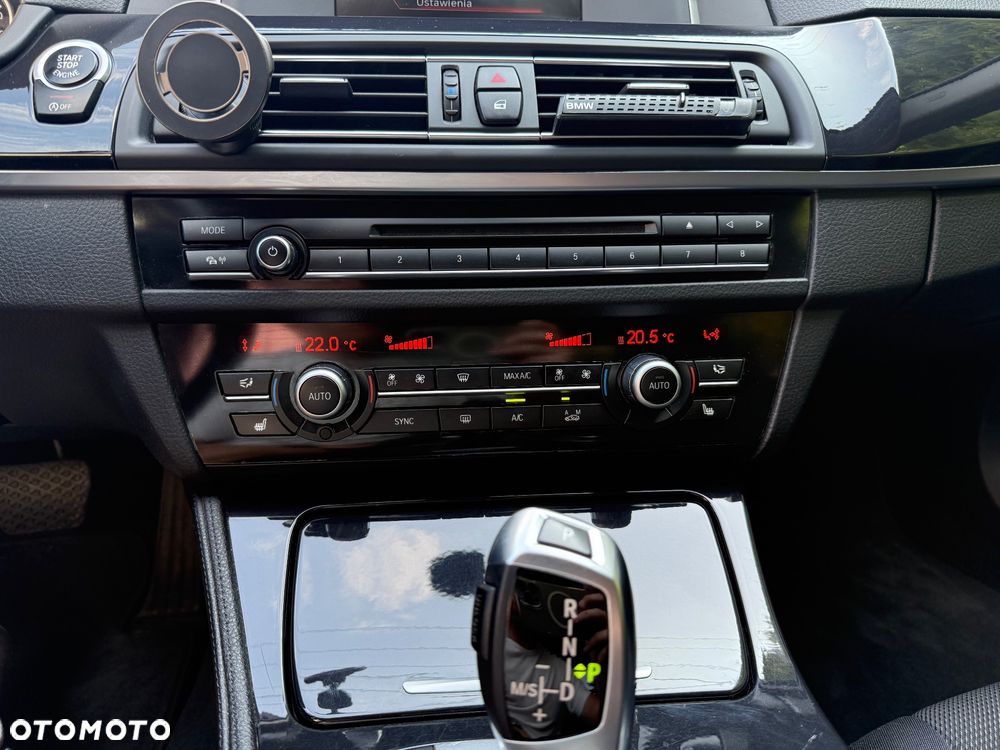 BMW Seria 5 520d xDrive - 19
