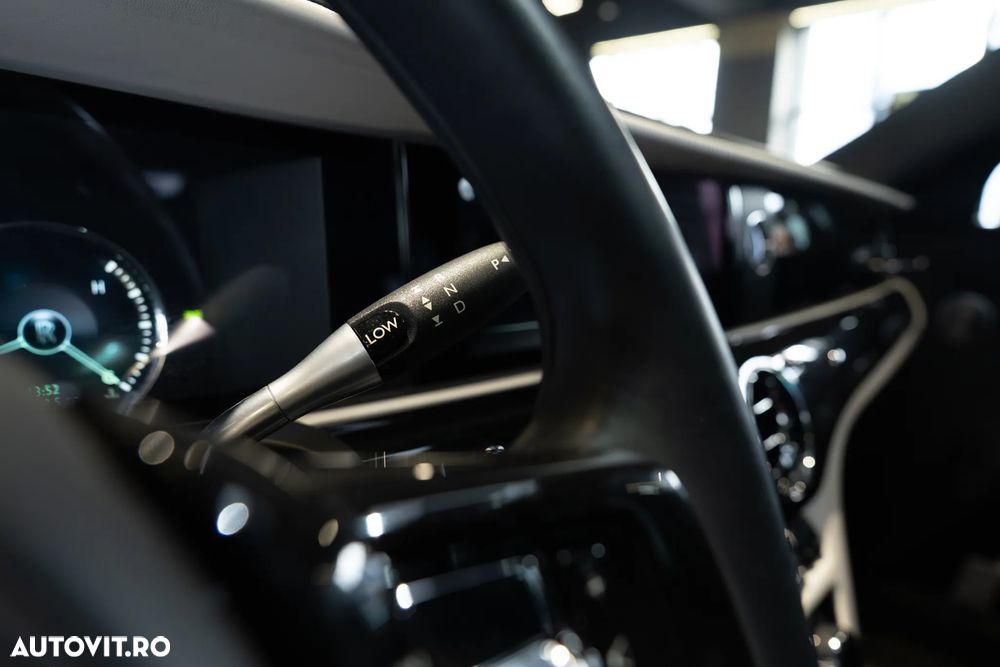 Rolls-Royce Ghost - 18
