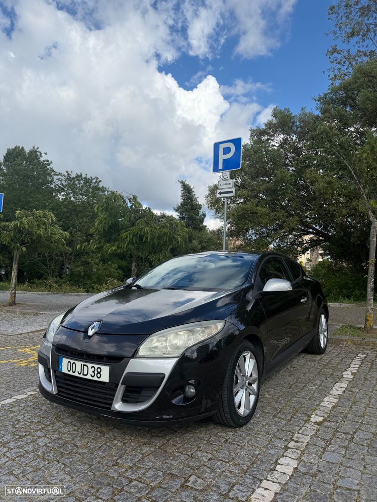 Renault Mégane Coupe 1.5 dCi Dynamique - 1