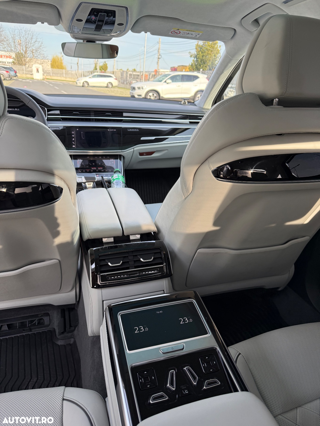 Audi A8 - 12