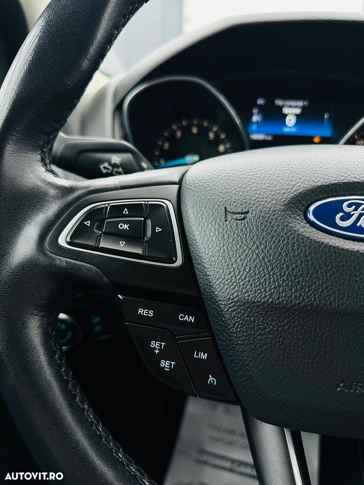 Ford Focus 1.5 EcoBoost Active Business - 29
