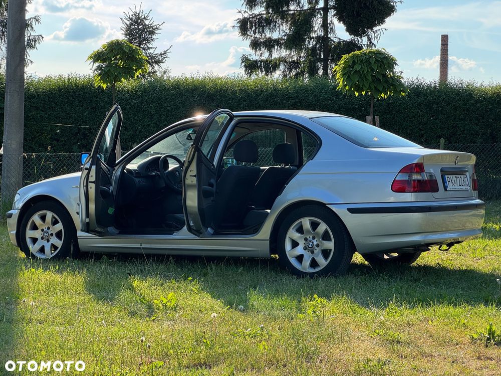 BMW Seria 3 320d Edition Lifestyle - 2