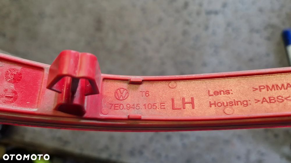 VOLKSWAGEN TRANSPORTER T6 ODBLASK ZDERZAKA LEWY TYŁ 7E0945105E - 3