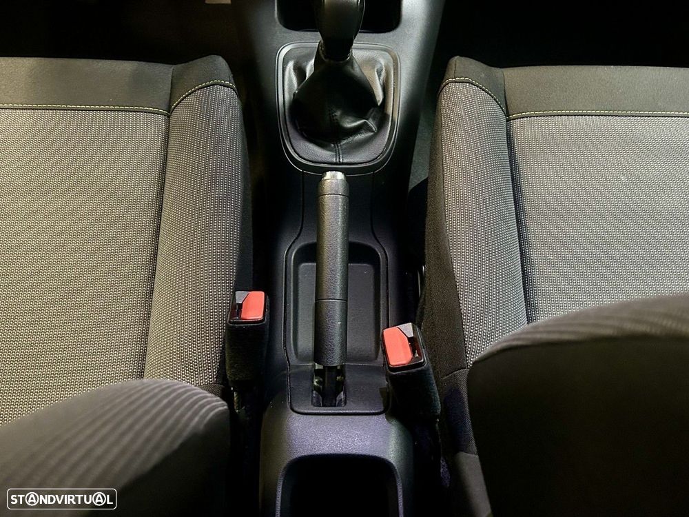 Citroën C3 1.2 PureTech Shine - 27