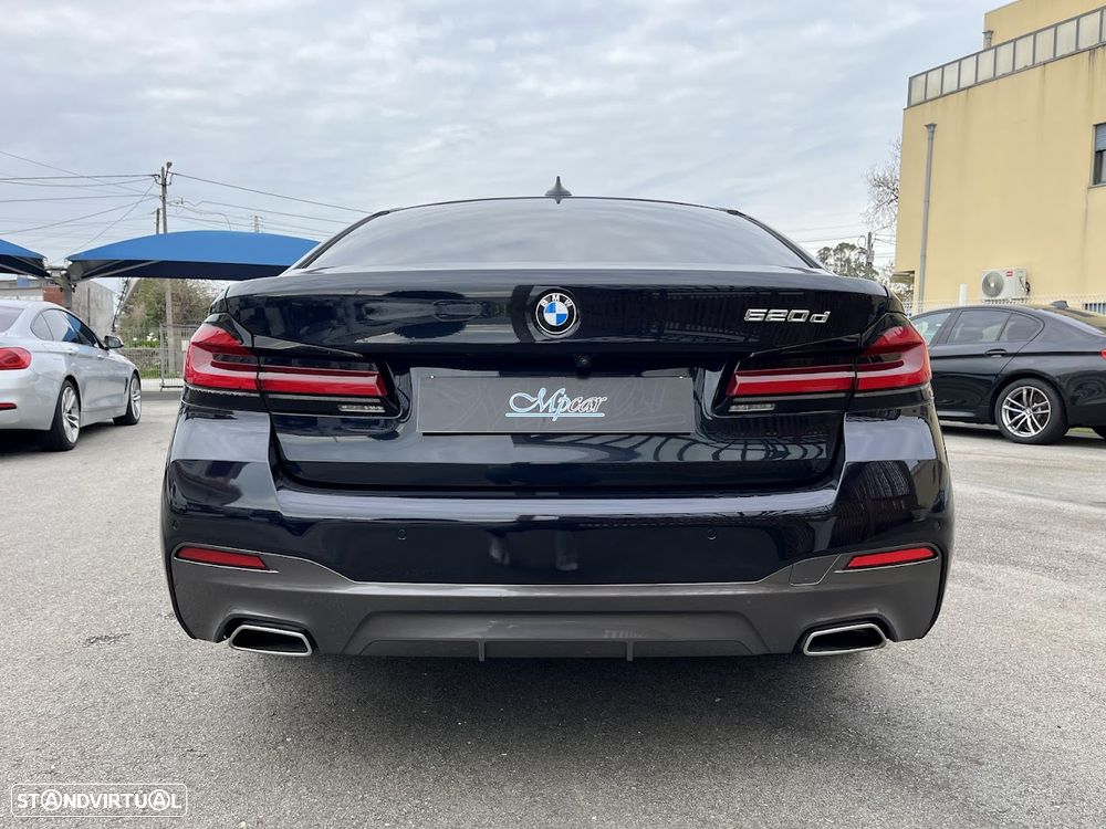 BMW 520 d Pack Desportivo M Auto - 55