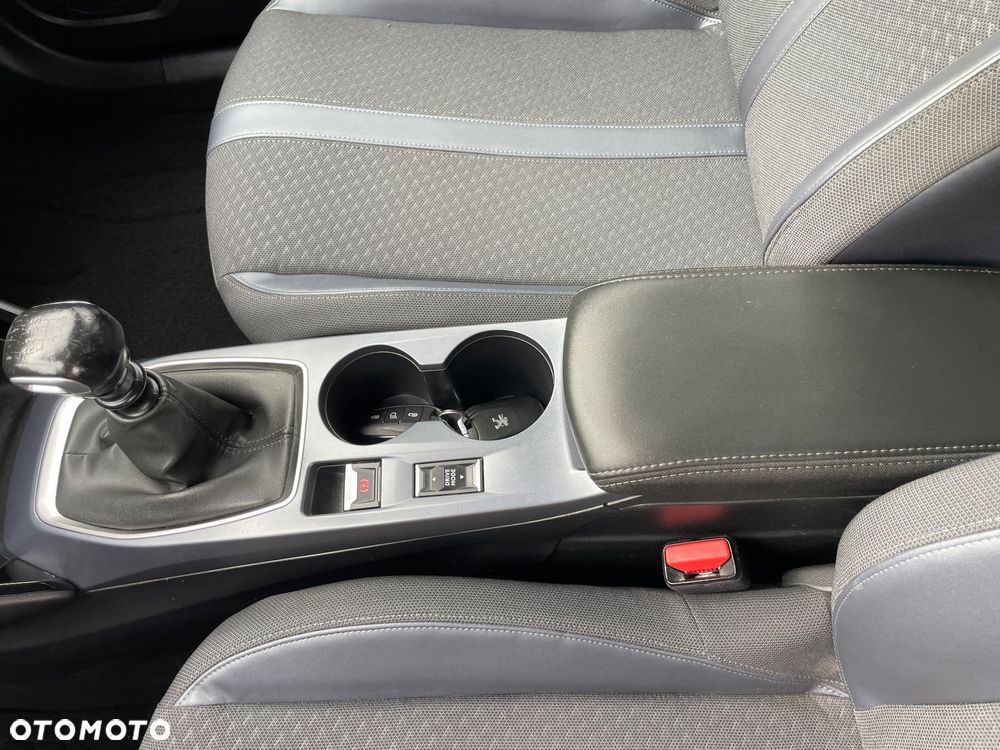 Peugeot 2008 BlueHDi 100 STOP & START Allure - 8