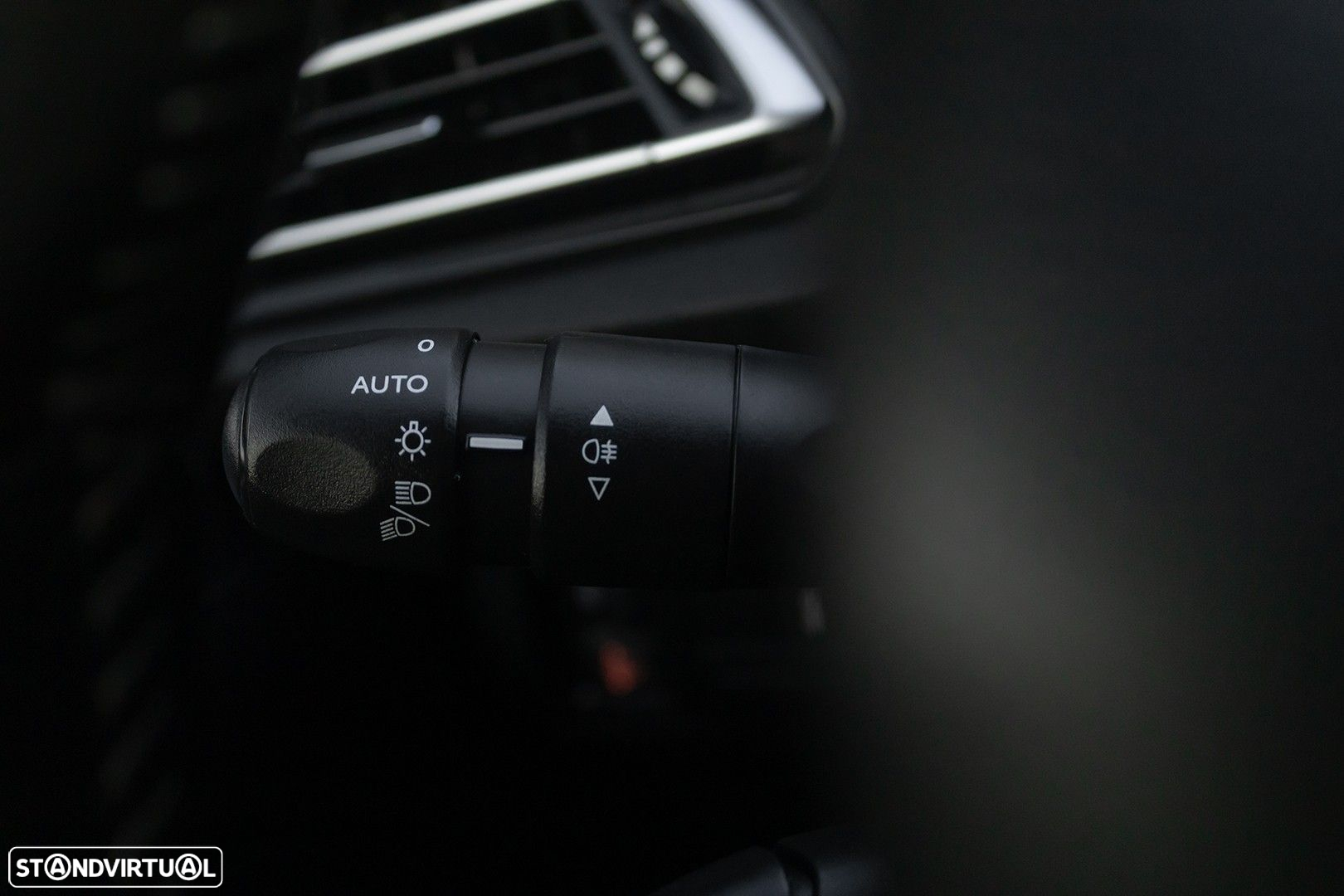 Peugeot 308 1.5 BlueHDi Business Line - 15