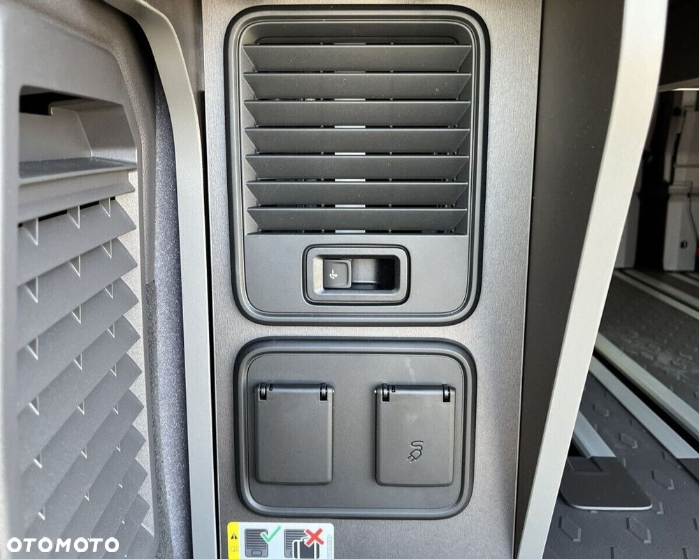 Volkswagen california BEACH Tour 2.0 TDI 150 KM 7-DSG 5 miejsc - 32