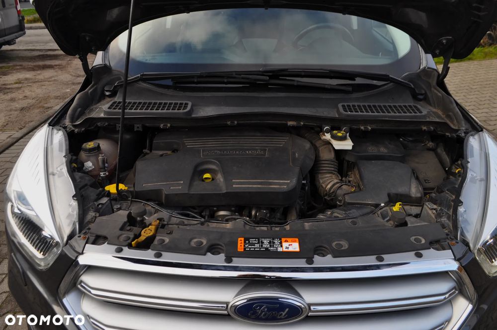 Ford Kuga 2.0 TDCi 4x4 Titanium - 34