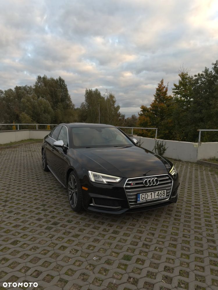 Audi S4 Limousine - 3