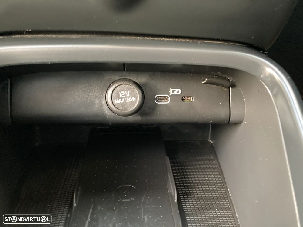 Volvo C40 Recharge Core - 31