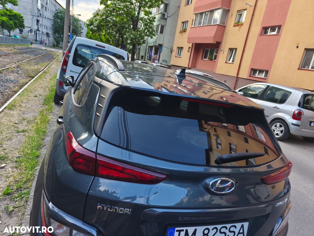 Hyundai KONA - 5