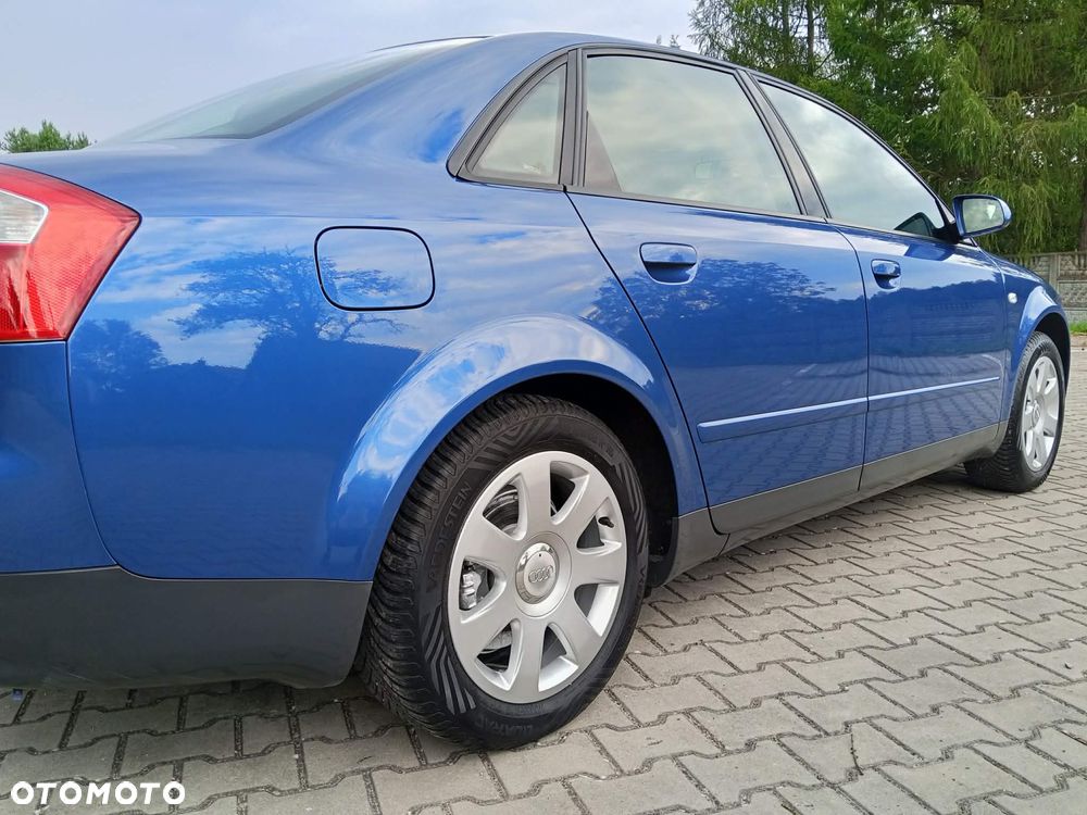 Audi A4 Limousine - 17