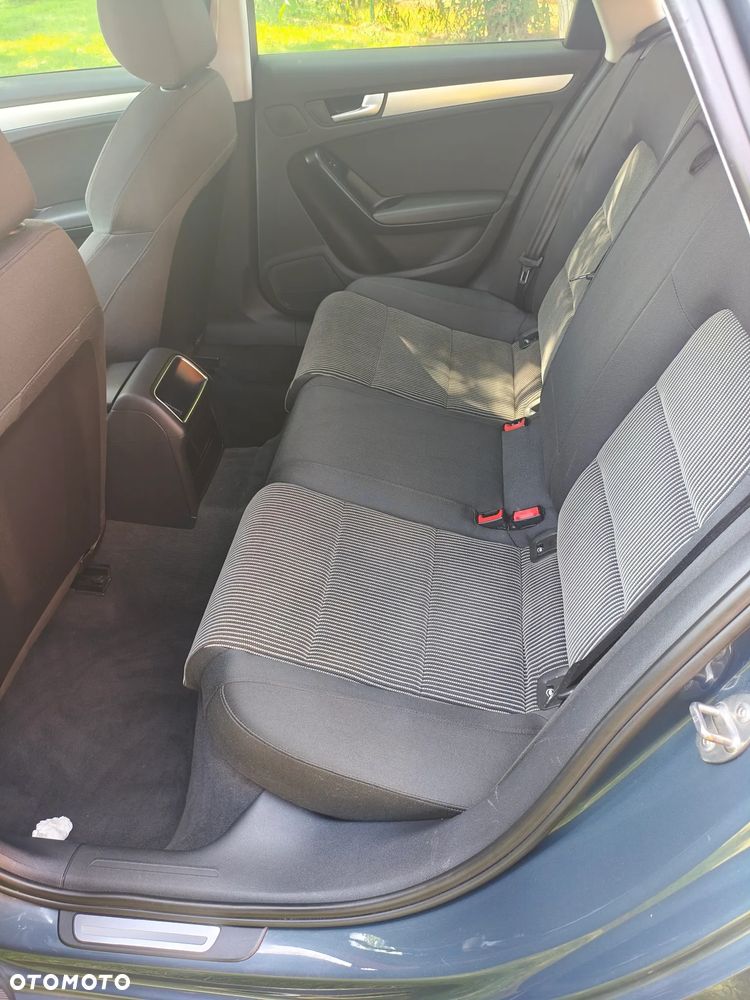 Audi A4 Avant 2.0 TDI - 24