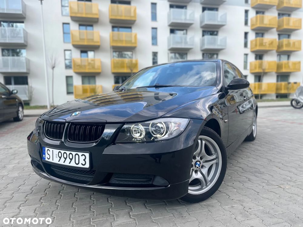 BMW Seria 3 318i - 1