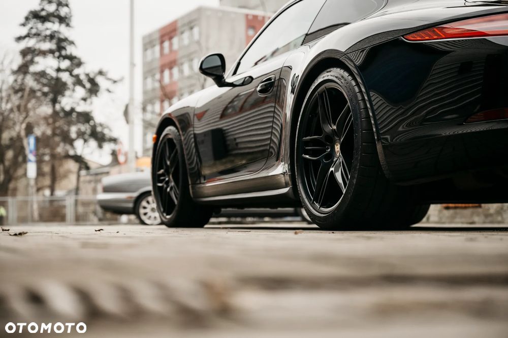 Porsche 911 Carrera 4S PDK - 10