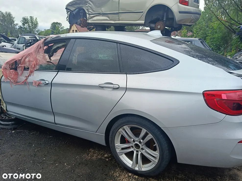 BMW 3GT F34 KLAPA BAGAŻNIKA KAMERA A83 - 2