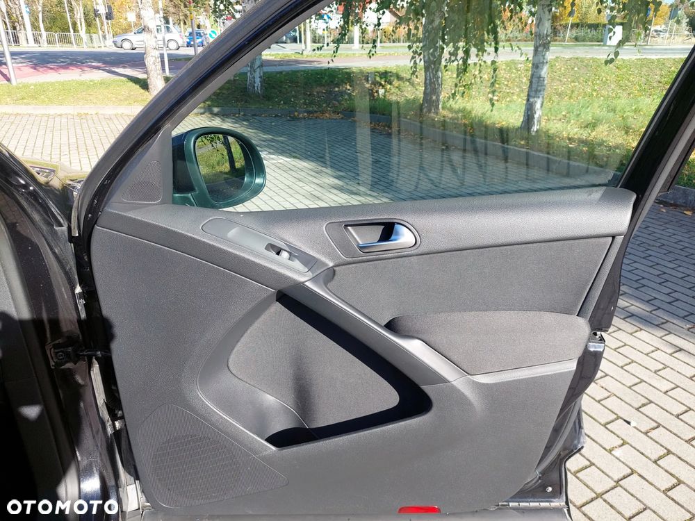 Volkswagen Tiguan 2.0 TDI 4Mot Track&Field - 10