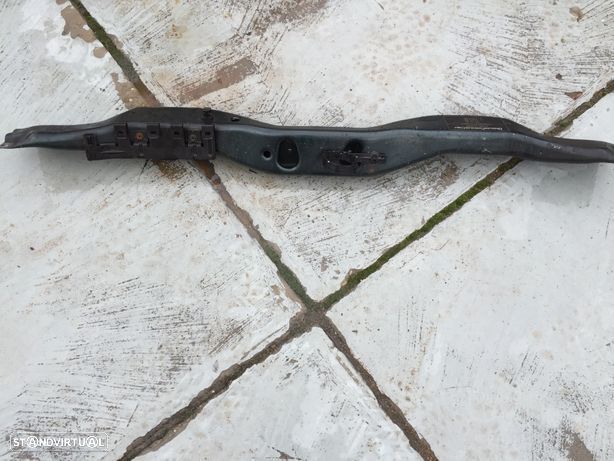 Travessa Superior Chrysler Voyager/Grand Voyager 2001/07 - 1
