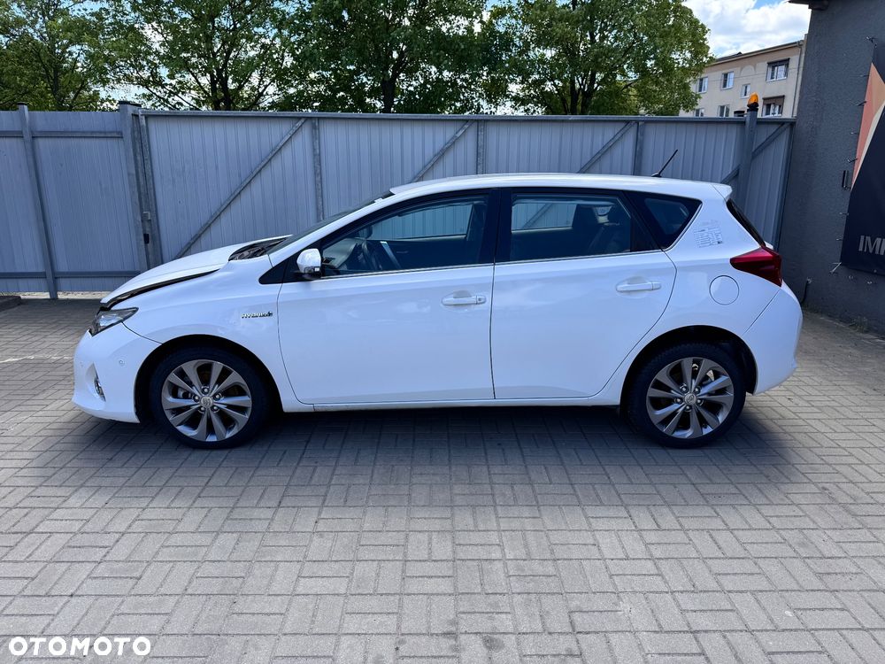 Toyota Auris - 2