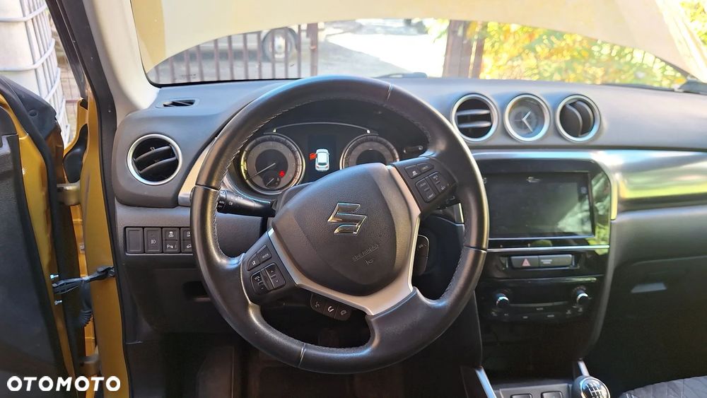Suzuki Vitara - 12