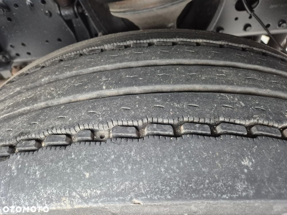 MAN TGS 26.320 6X2 skrętna oś - 12