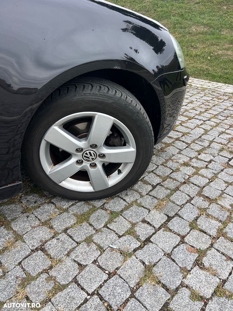 Volkswagen Golf 1.6 Comfortline - 16