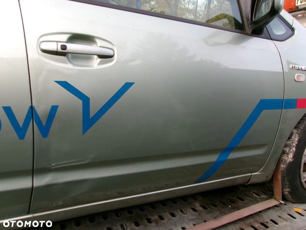 DRZWI PRAWE PRZEDNIE TOYOTA PRIUS II  03-09  6U0 6UO - 1