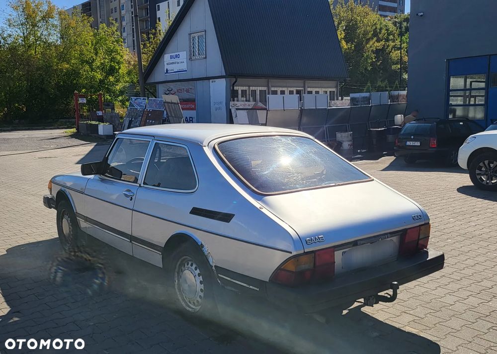 Saab 900 - 3