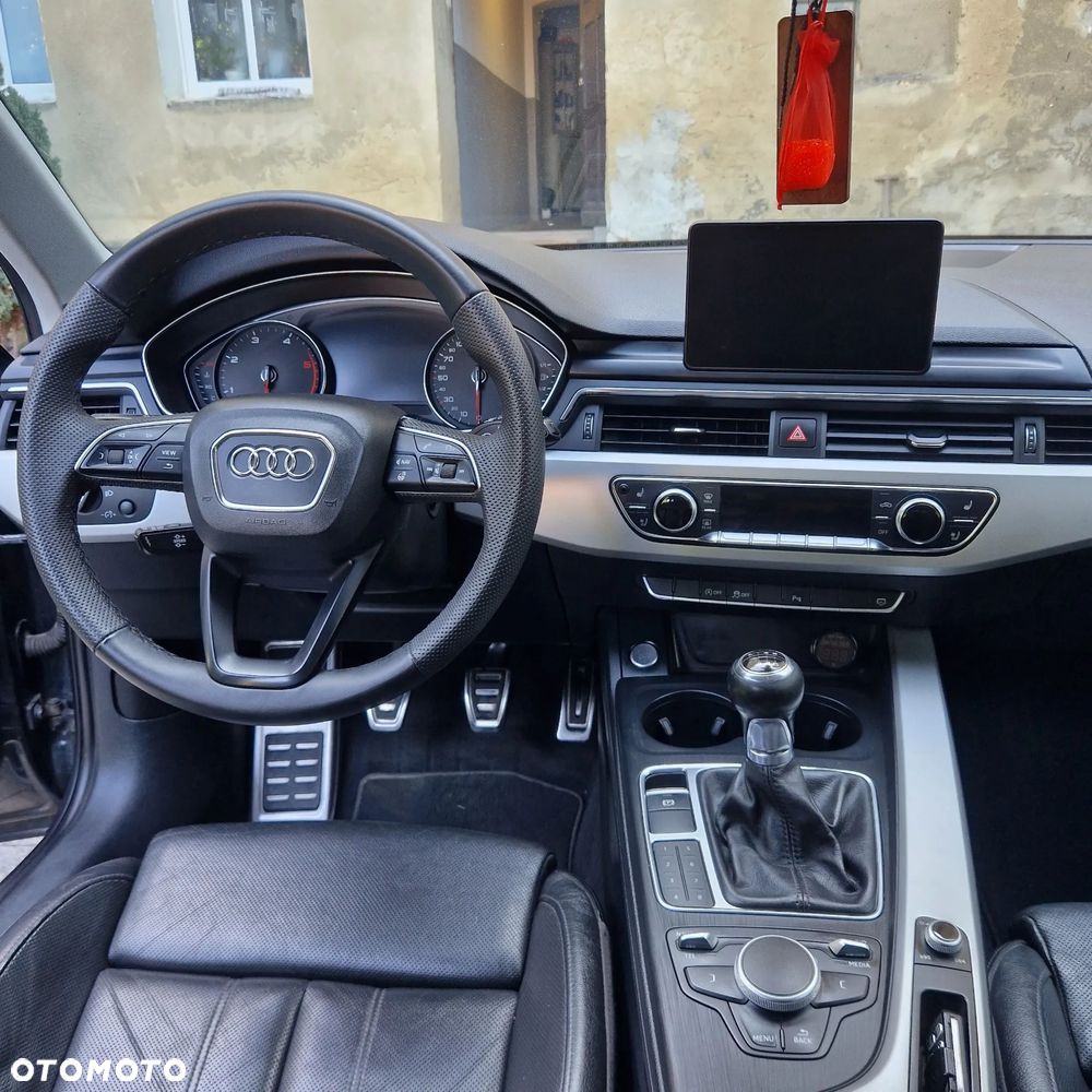 Audi A4 Avant 2.0 TDI - 1