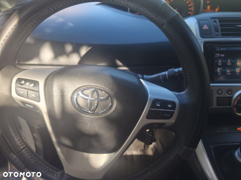 Toyota Verso 2.0 D-4D Sol plus - 6