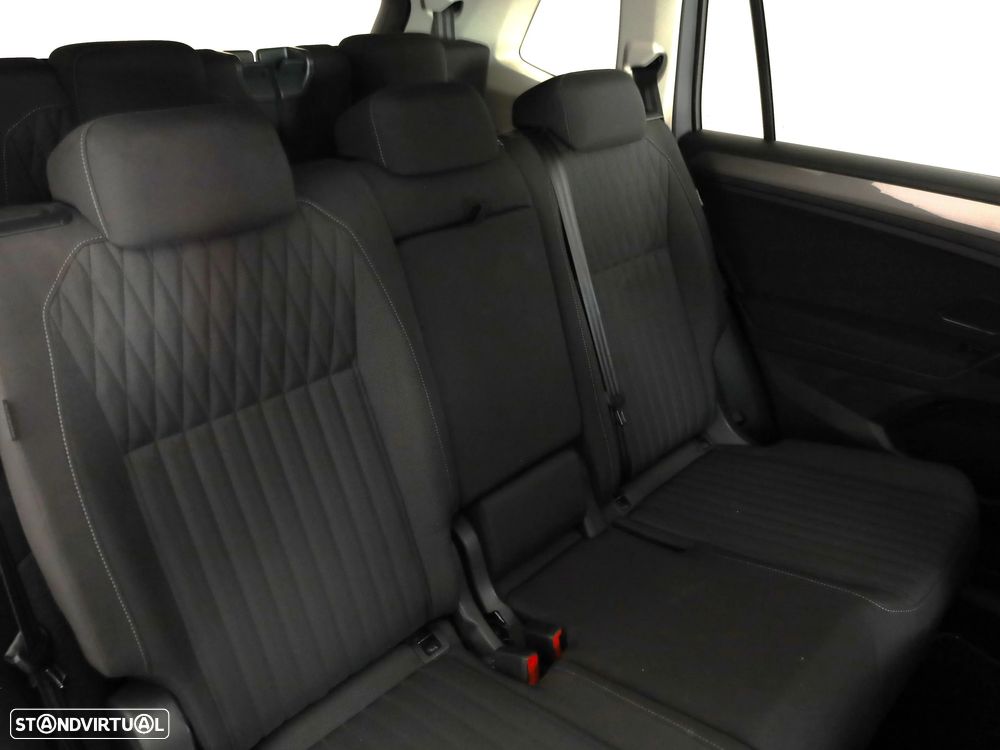 VW Tiguan - 13
