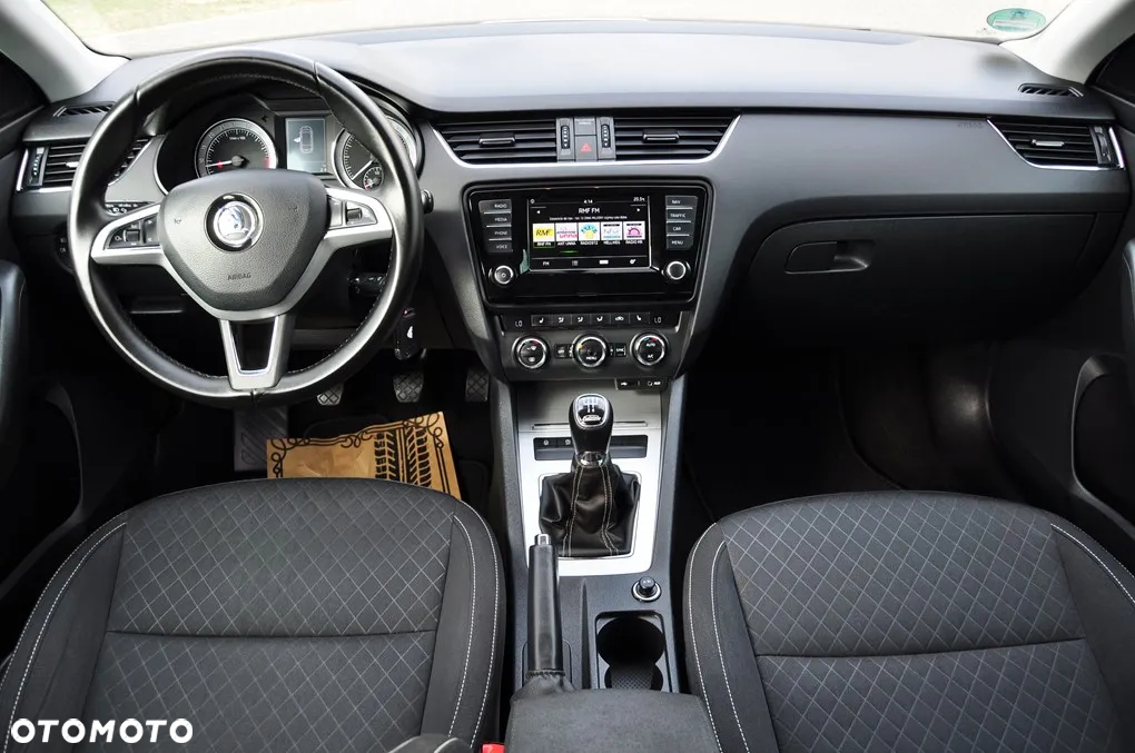 Skoda Octavia 1.6 TDI Edition - 29