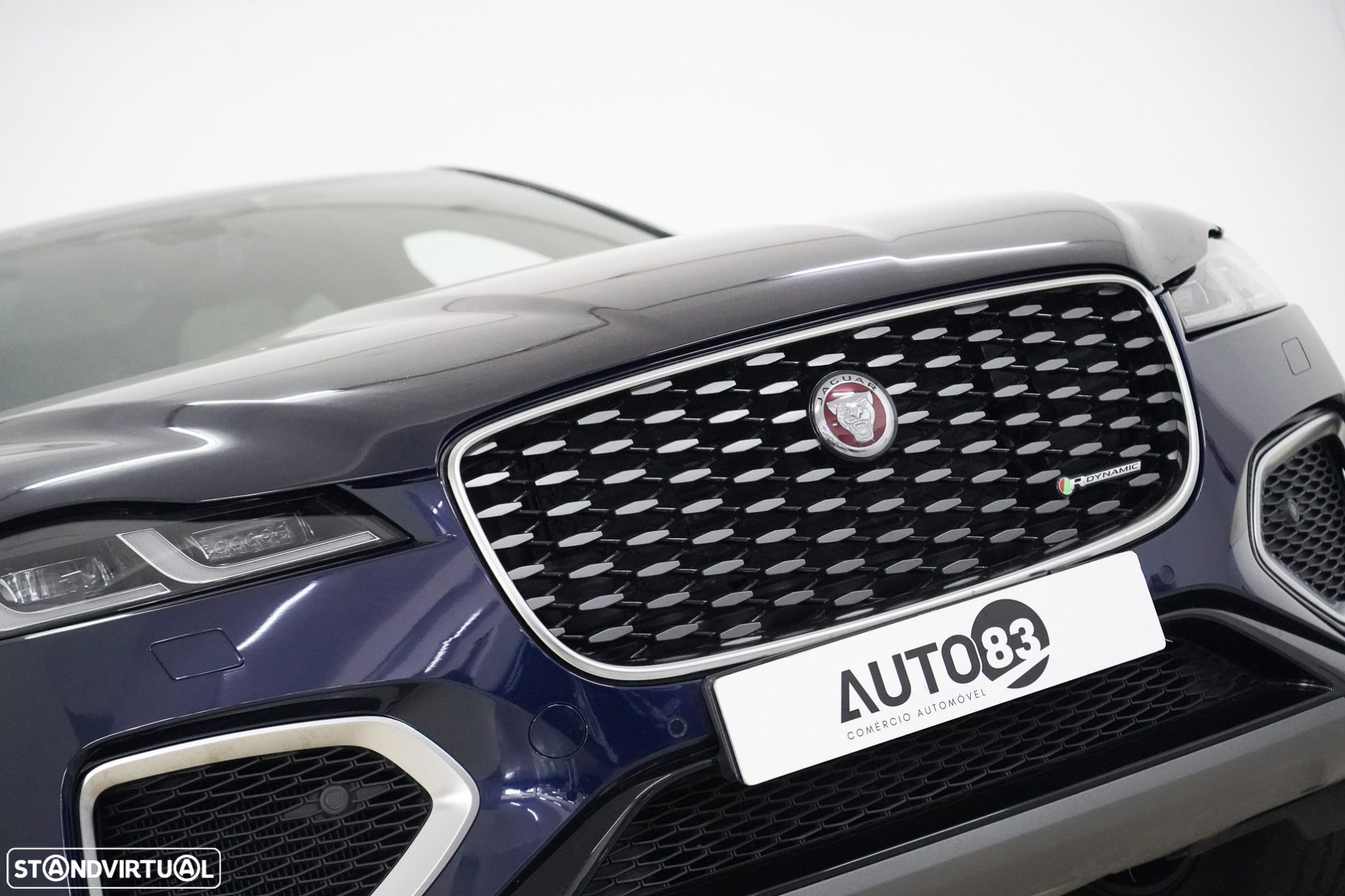 Jaguar F-Pace 2.0 P400e AWD R-Dynamic HSE - 25
