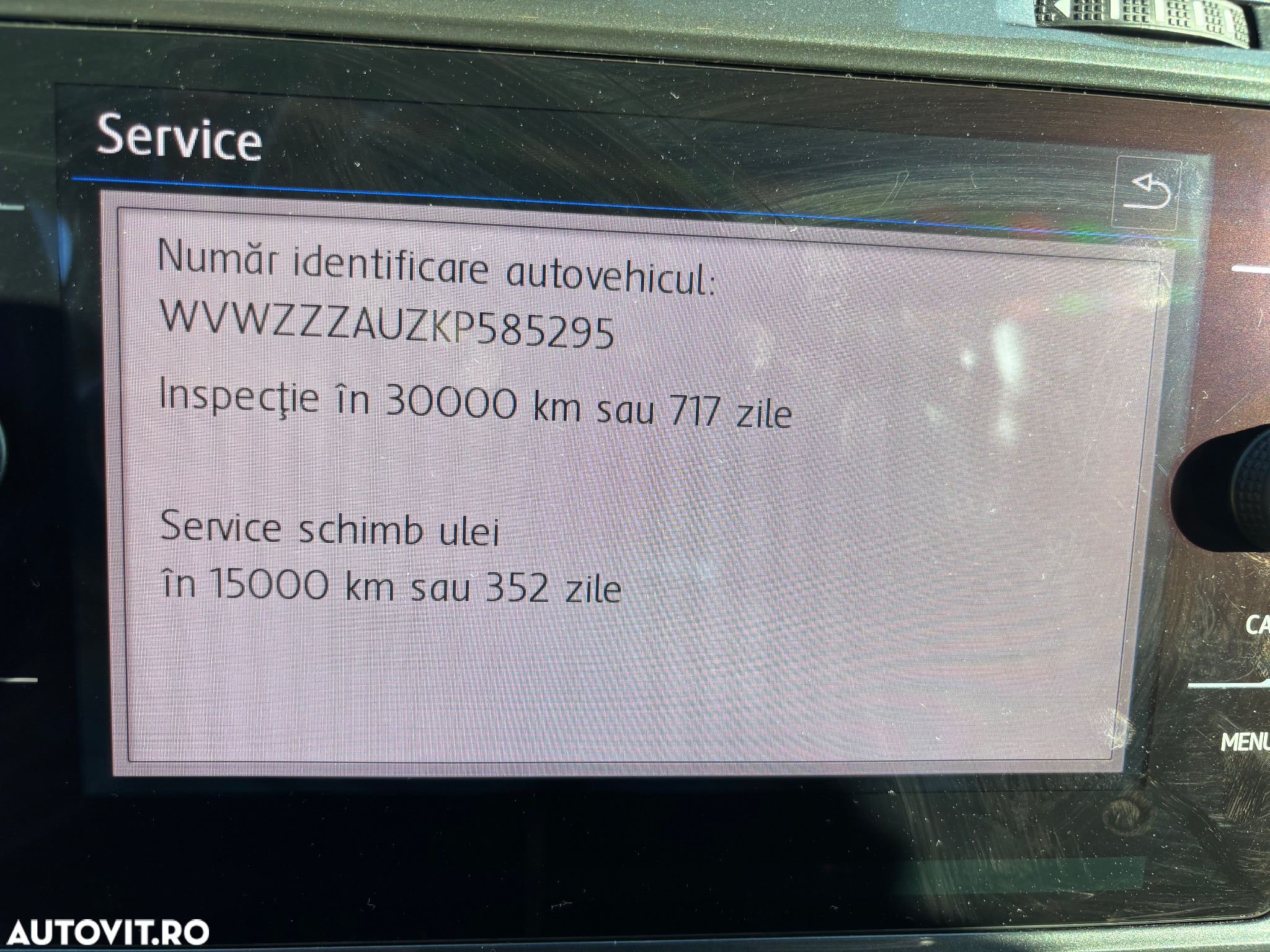 Volkswagen Golf 1.6 TDI DSG Comfortline - 20