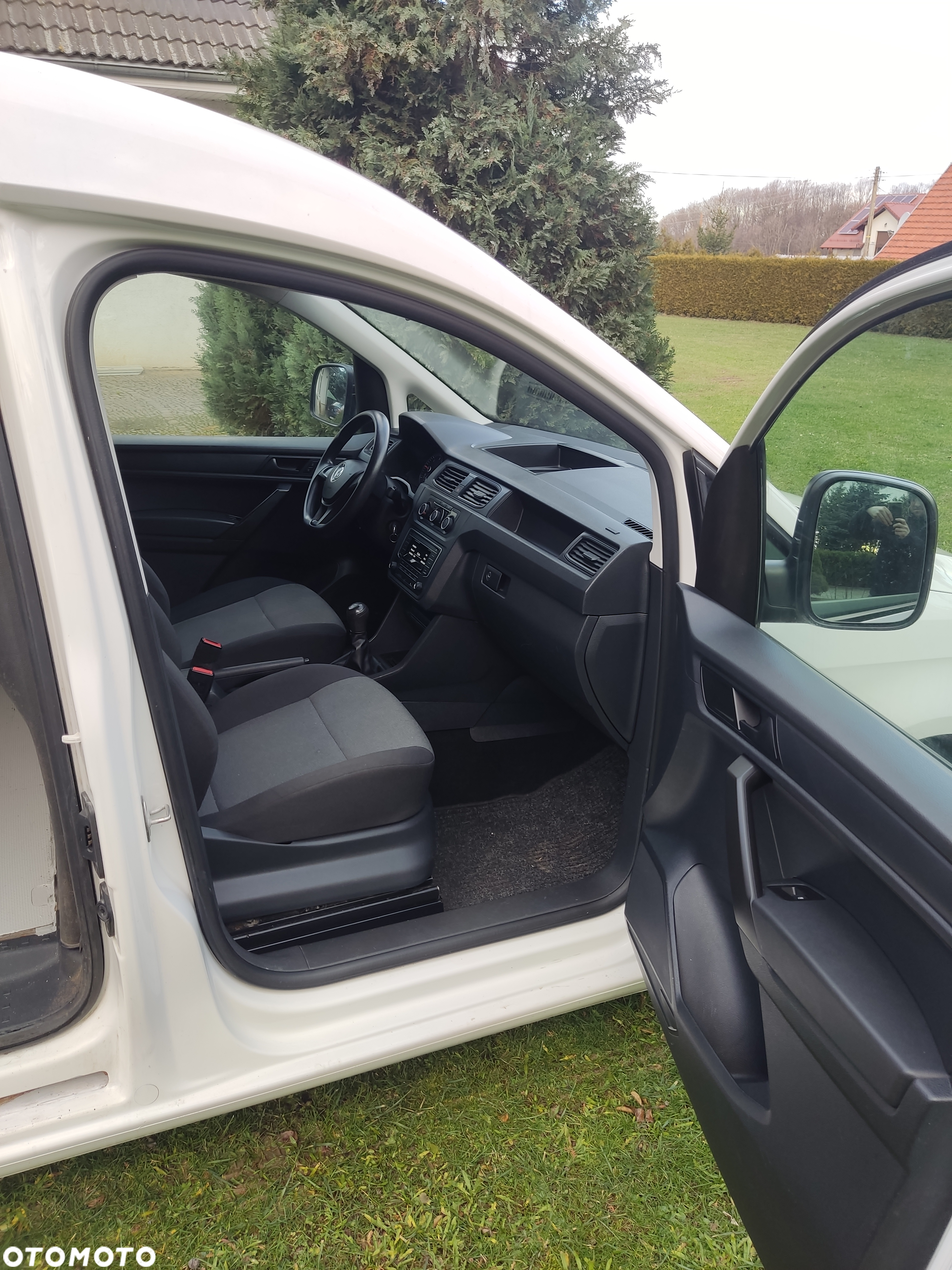 Volkswagen Caddy Maxi - 20