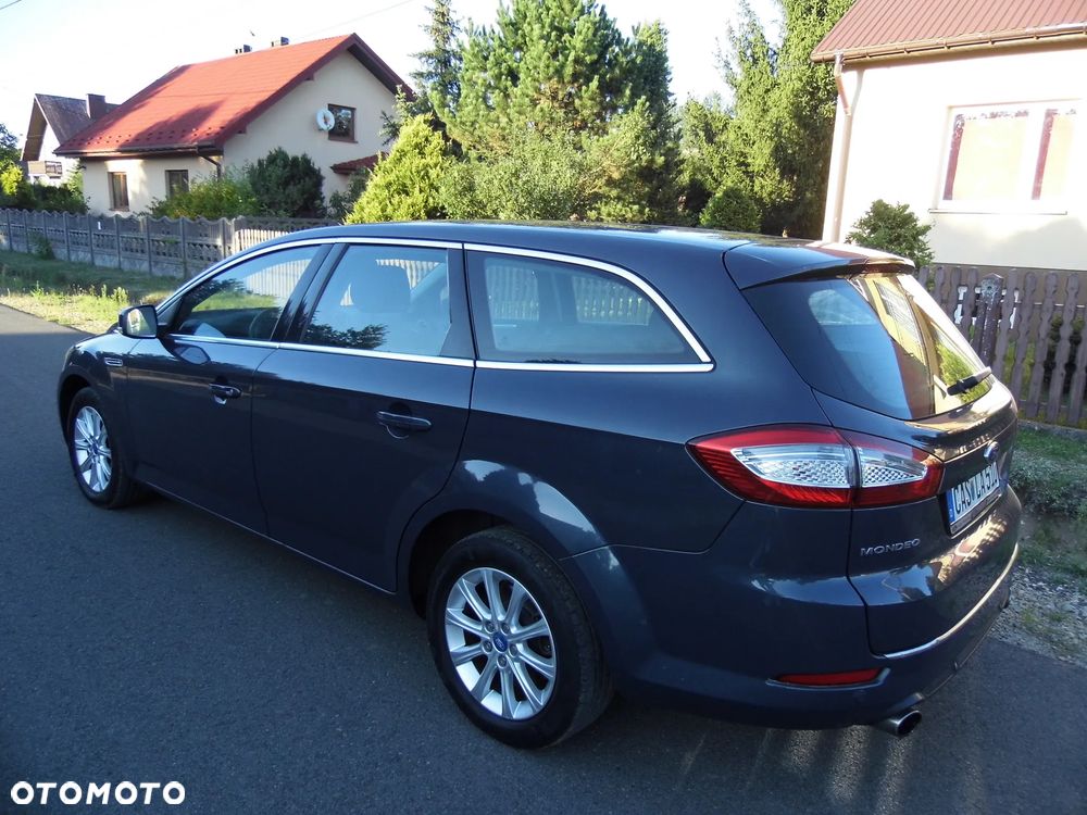 Ford Mondeo 2.0 T Ghia MPS6 - 12
