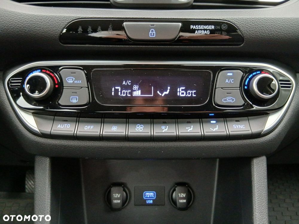Hyundai i30 1.0 T-GDI Smart - 18