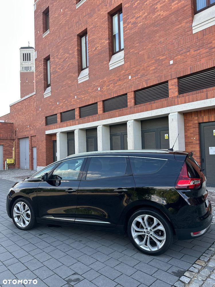 Renault Grand Scenic - 15