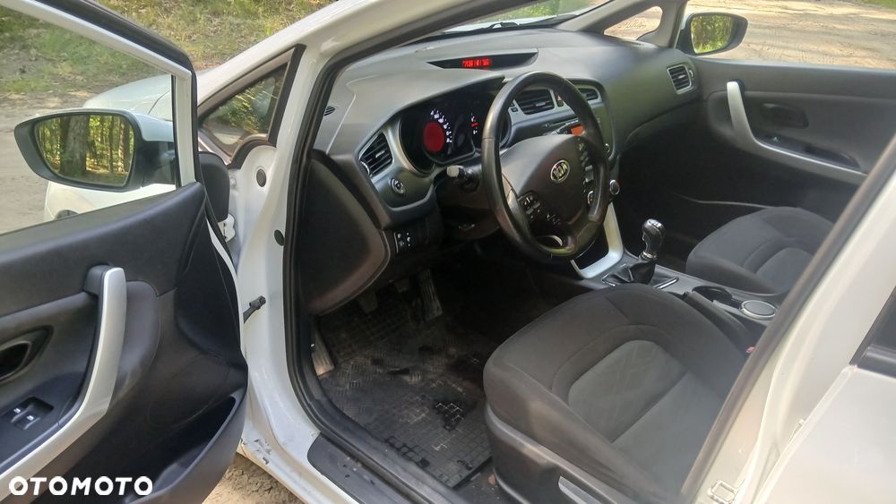 Kia Ceed 1.6 CRDi M - 14