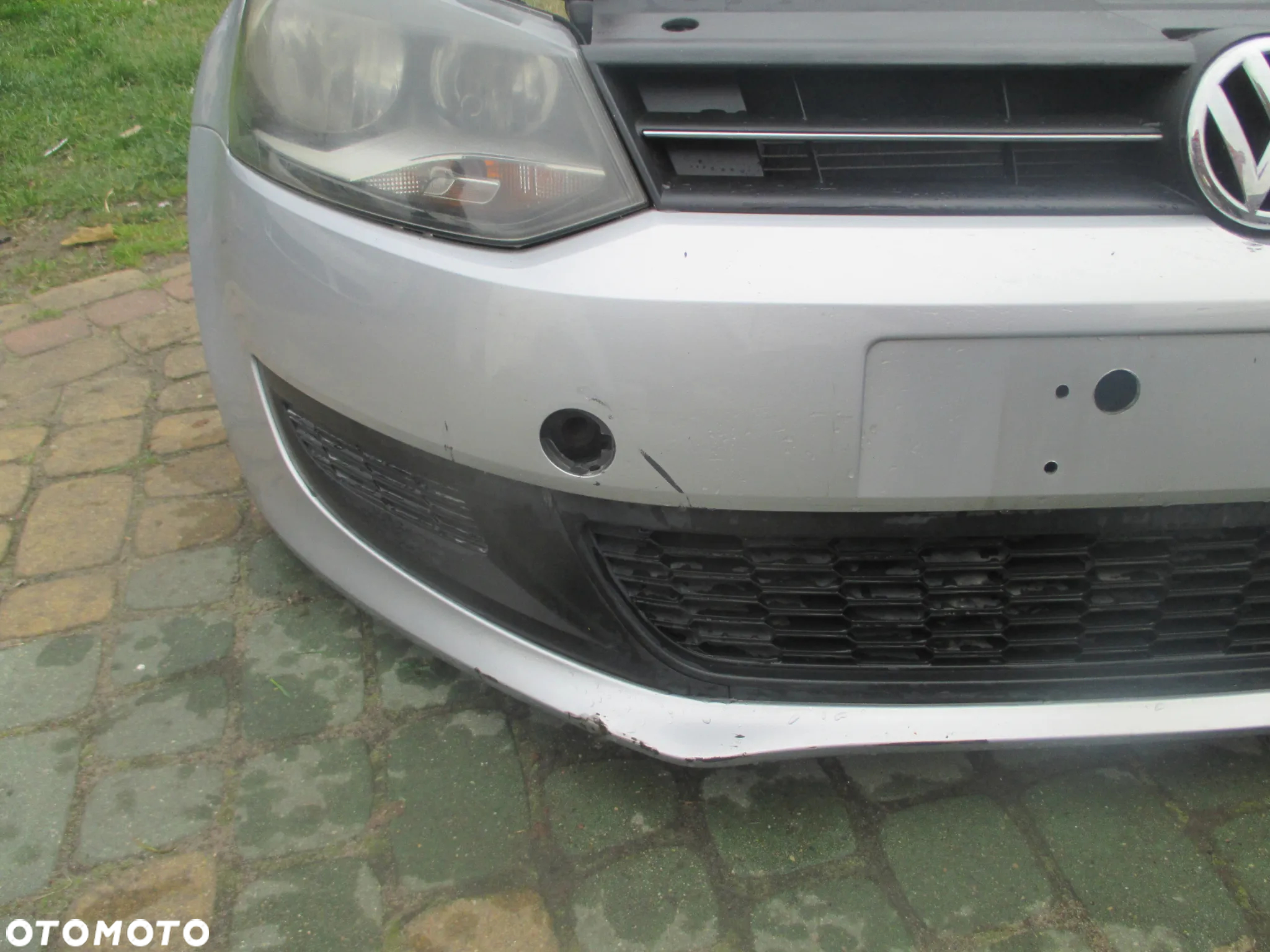 Pas chłodnica lampy zderzak chlodnica VW POLO V - 6