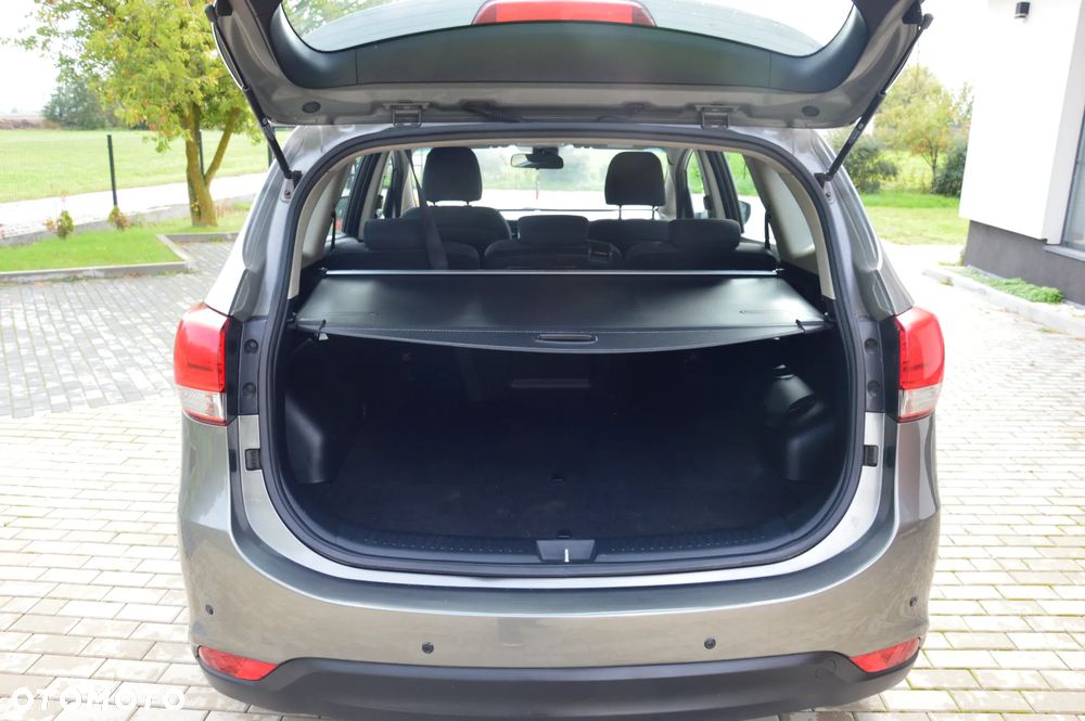 Kia Carens - 18