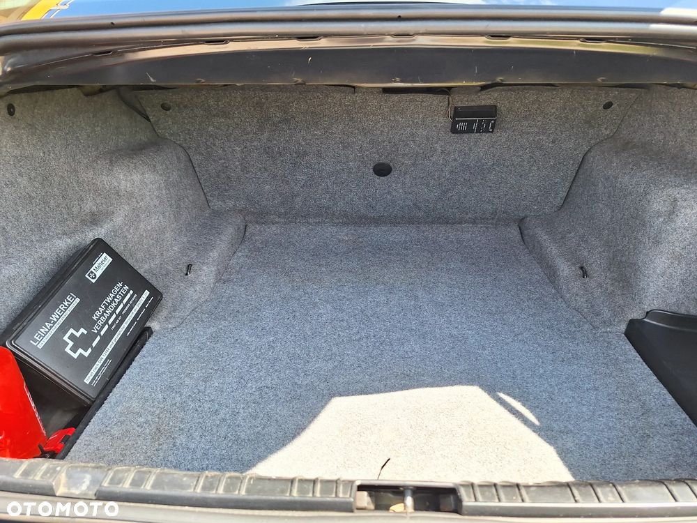 BMW Seria 3 320d - 8