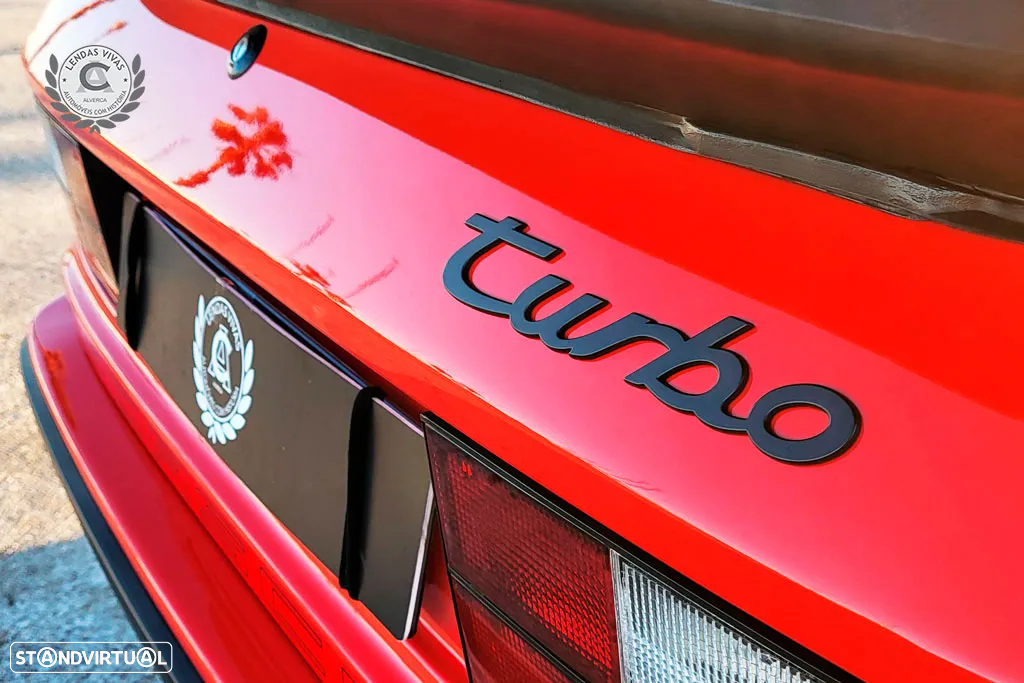 Porsche 944 Turbo S - 9
