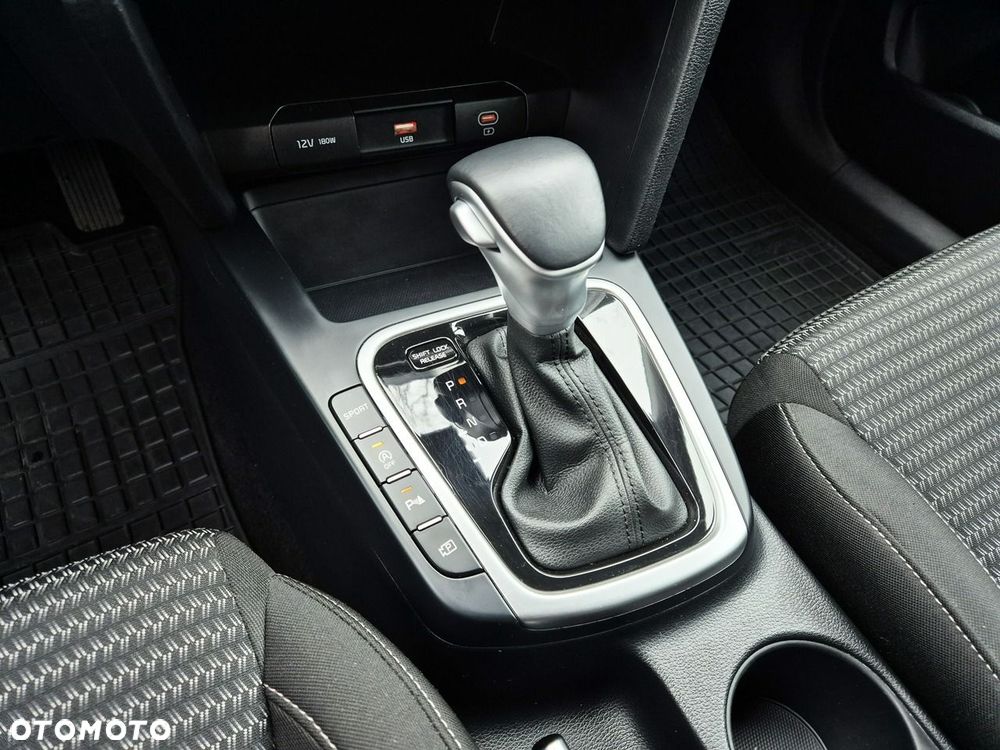 Kia XCeed 1.5 T-GDI M DCT - 26