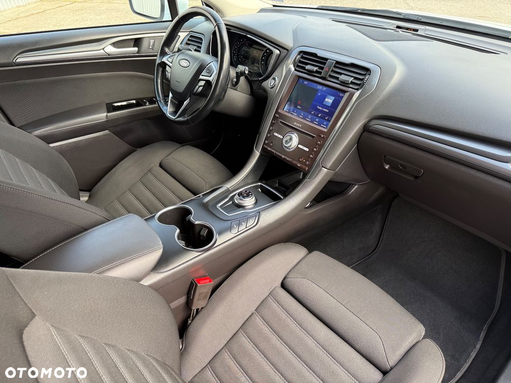 Ford Mondeo 2.0 EcoBlue Titanium - 4