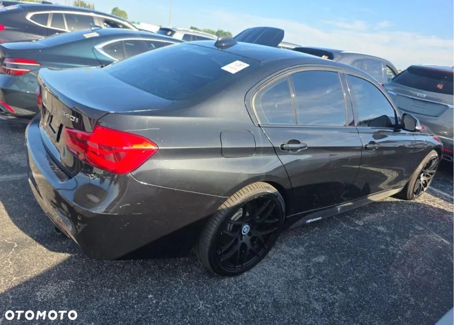 BMW Seria 3 340i M Sport - 4